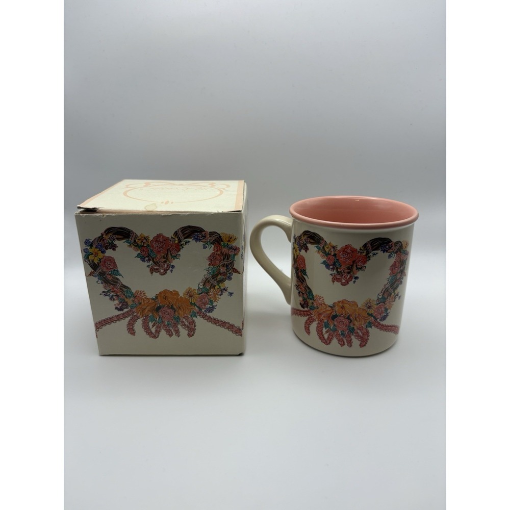 Potpourri Press Chelsea Wreath Coffee Mug 1989 NIB Floral Heart Pink Interior9oz